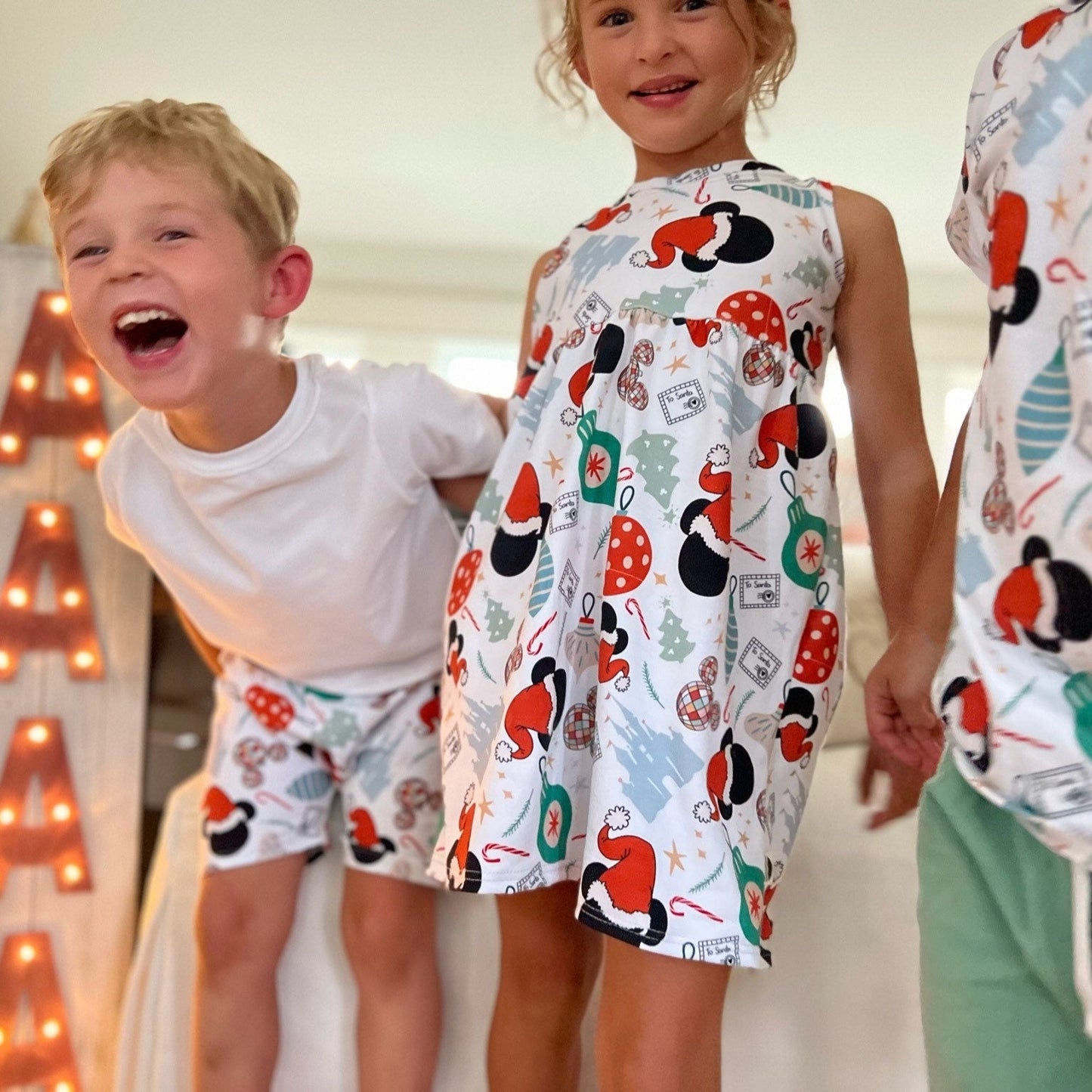 Girls Christmas Disney Set,Girls Mickey Christmas Set Shorts Tee,Disney Vacation Tee kids baby, Girls Disney, Disney Christmas Outfit Kids