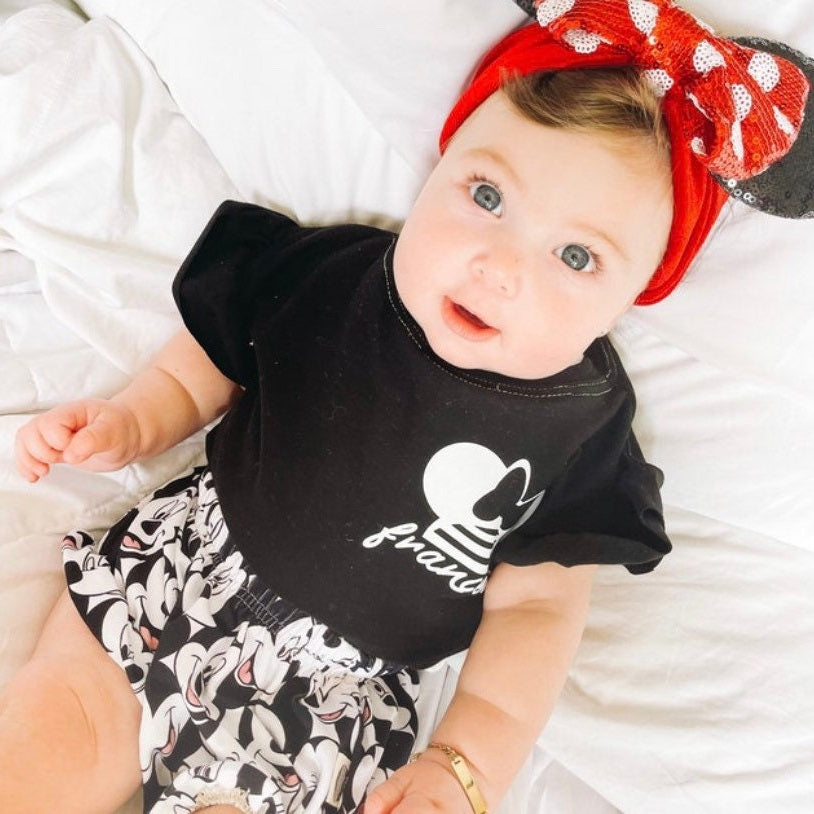 Custom Minnie Name T-shirt ,Girls Disney Set Shorts Tee,Disney Vacation Tee kids & baby Disney Outfit,Kids Mickey tshirt,Girls Disney Outfit