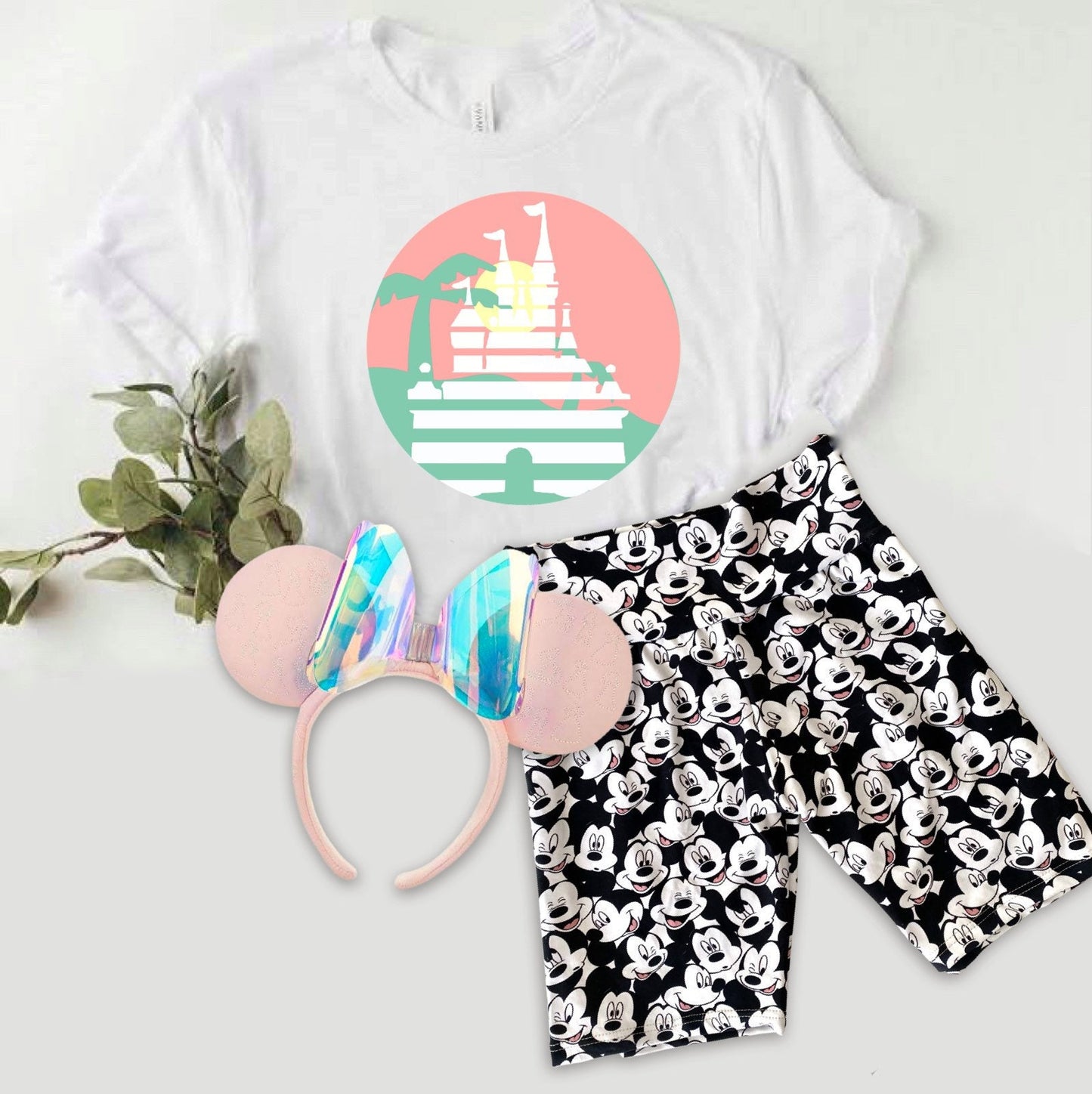 Retro Vintage Disney Graphic Tee, Women’s Disney tee, Magic Kingdom Disney Tee, Adult Disney Tee , Disney Vacation Family Trip Tees