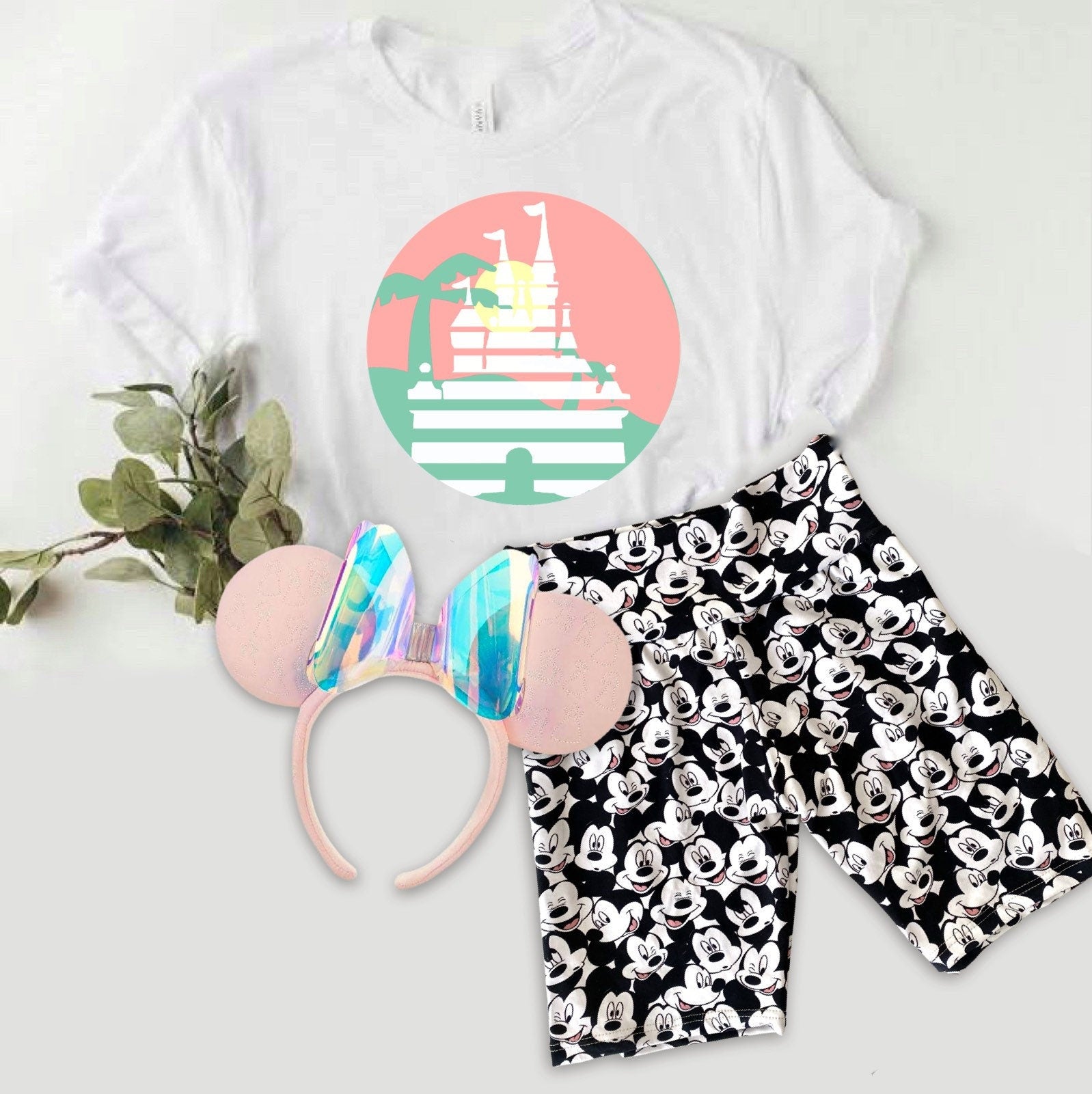 Retro Vintage Disney Graphic Tee, Women’s Disney tee, Magic Kingdom Disney Tee, Adult Disney Tee , Disney Vacation Family Trip Tees