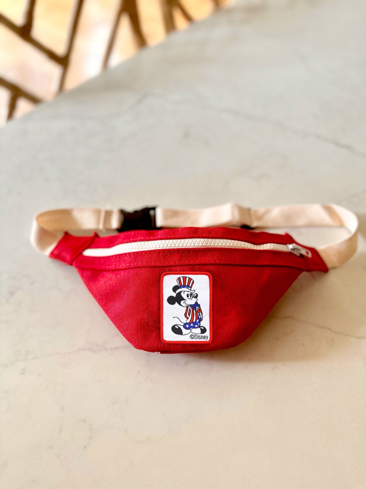 Kids Disney Fanny Pack, Kids Mickey Belt Bag, Disney Belt Bag, Crossbody Park Bag, Kids Travel Bag, Disney kids Fanny pack