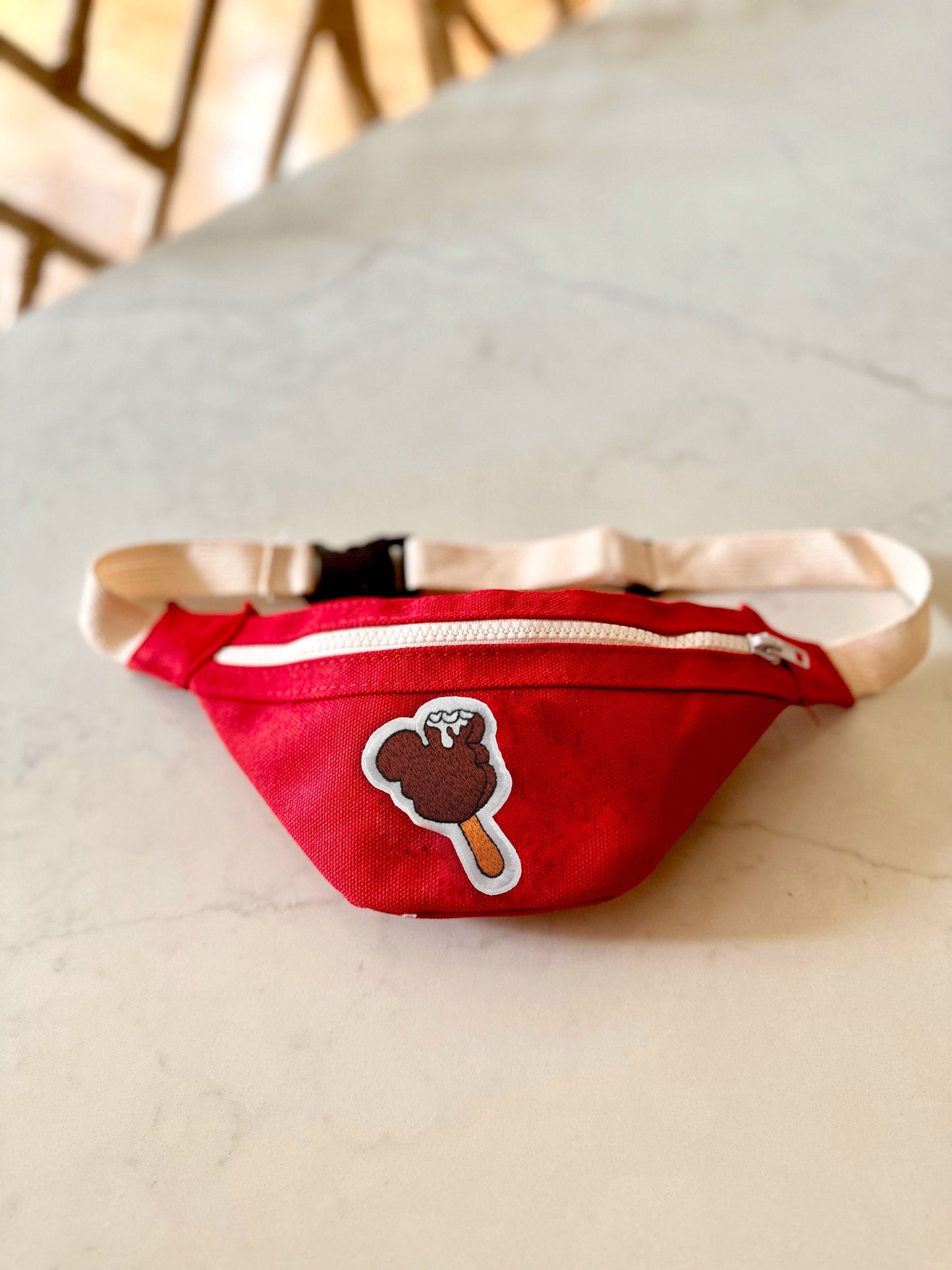 Kids Disney Fanny Pack, Kids Mickey Belt Bag, Disney Belt Bag, Crossbody Park Bag, Kids Travel Bag, Disney kids Fanny pack