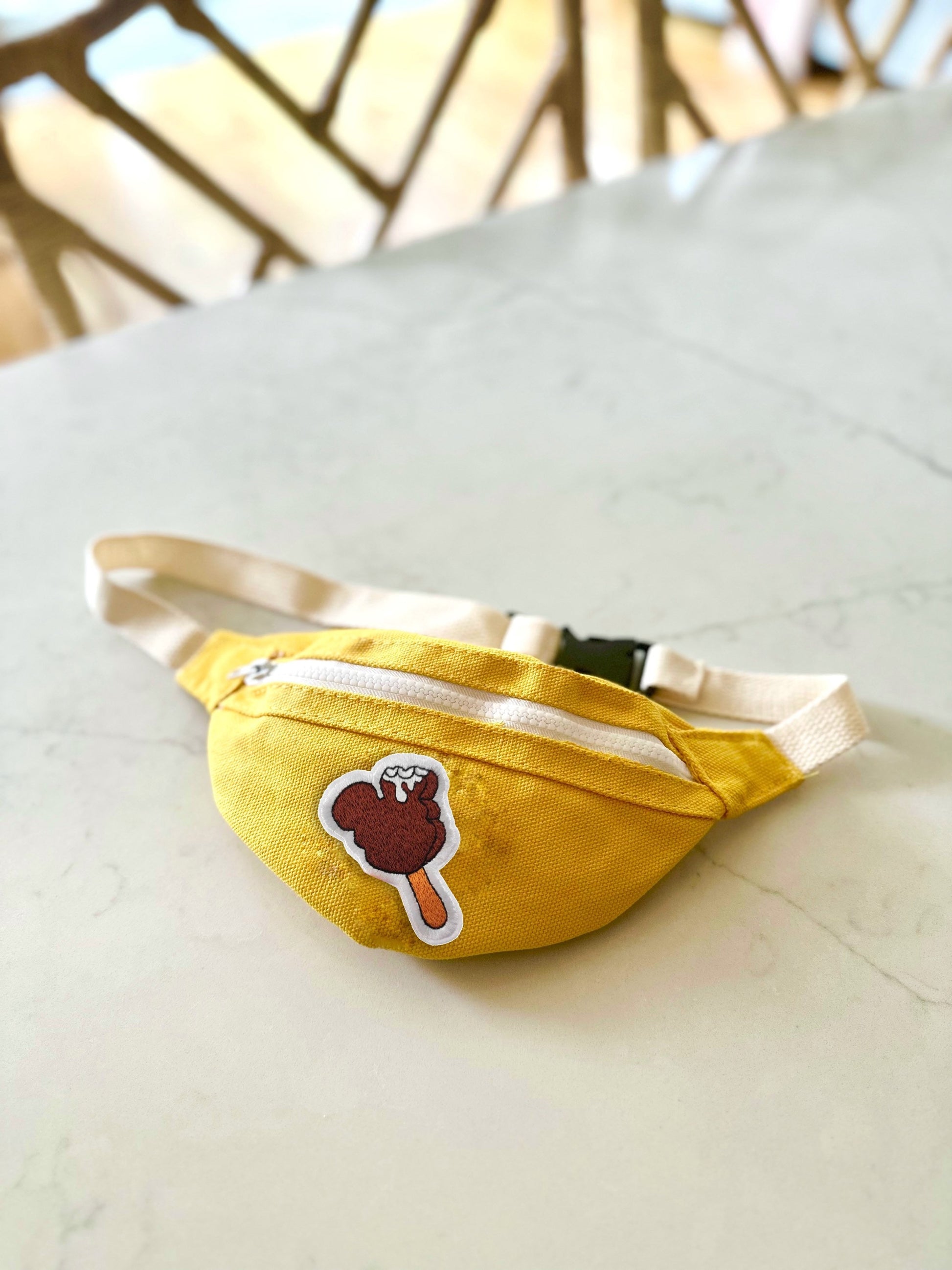 Kids Disney Fanny Pack, Kids Mickey Belt Bag, Disney Belt Bag, Crossbody Park Bag, Kids Travel Bag, Disney kids Fanny pack