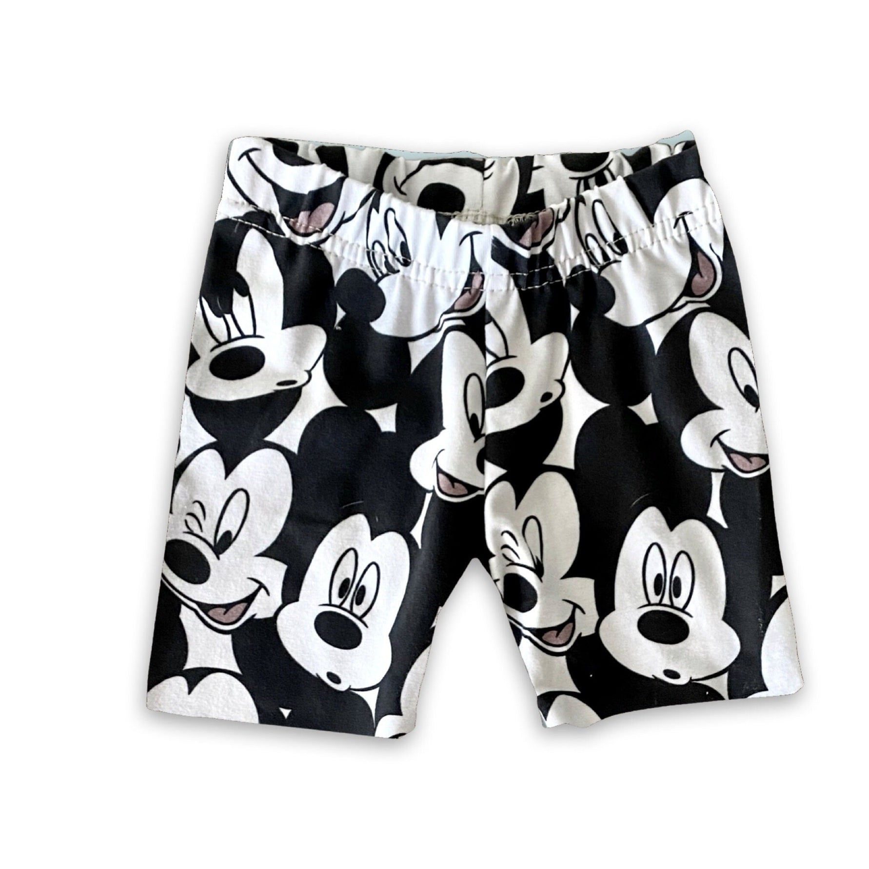 Custom Minnie Name T-shirt ,Girls Disney Set Shorts Tee,Disney Vacation Tee kids & baby Disney Outfit,Kids Mickey tshirt,Girls Disney Outfit