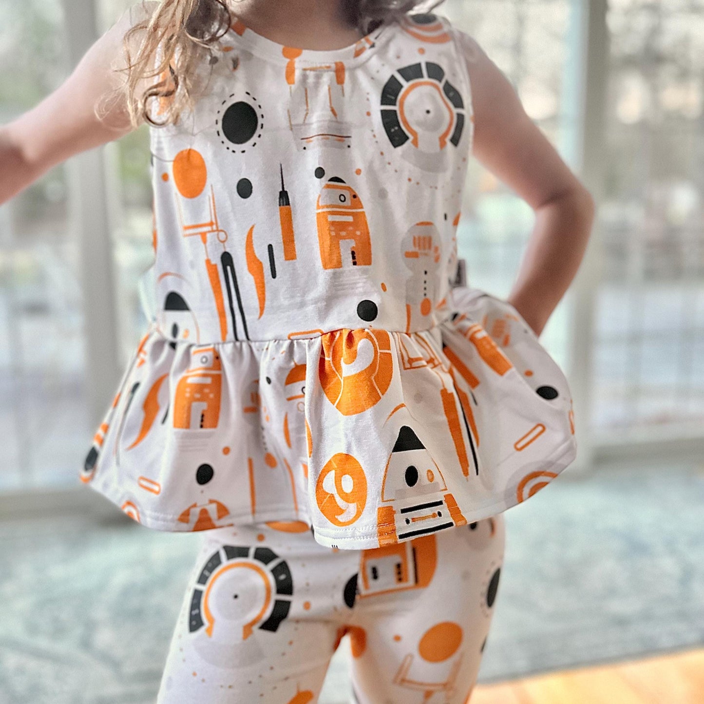 Girls BB8 Space Tank Set, Girls Hollywood Studios Outfit, Girls Disney Vacation Outfit, Disney Trip T-shirt, Girls Starwars Shirt