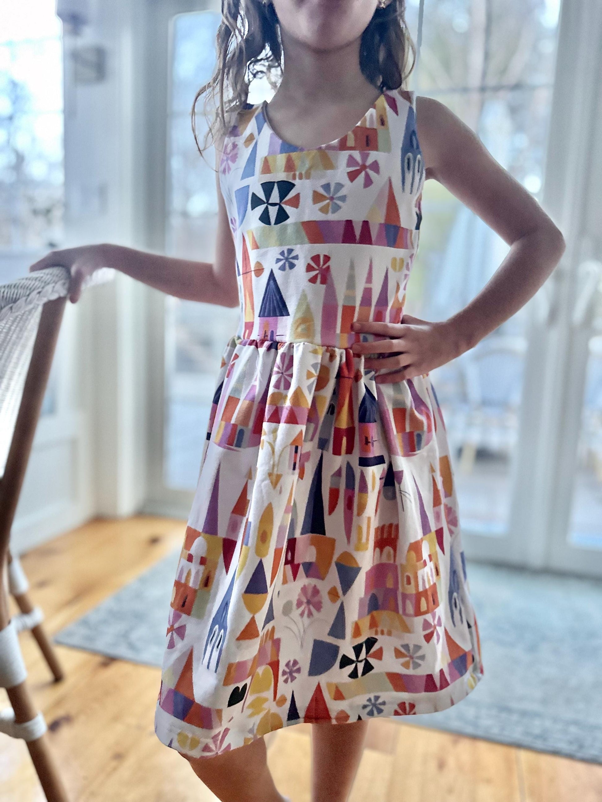 Girls Small World Dress, Kids Disney Dress, Girls Disney Dress, Girls Magic Kingdom Outfit, Disney World Dress, Disney World Dress Kids