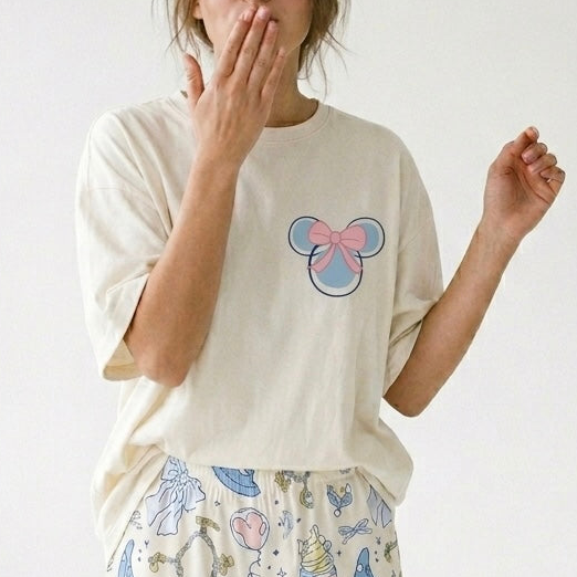 Adult Castle Daydreams Essential Graphic Tee