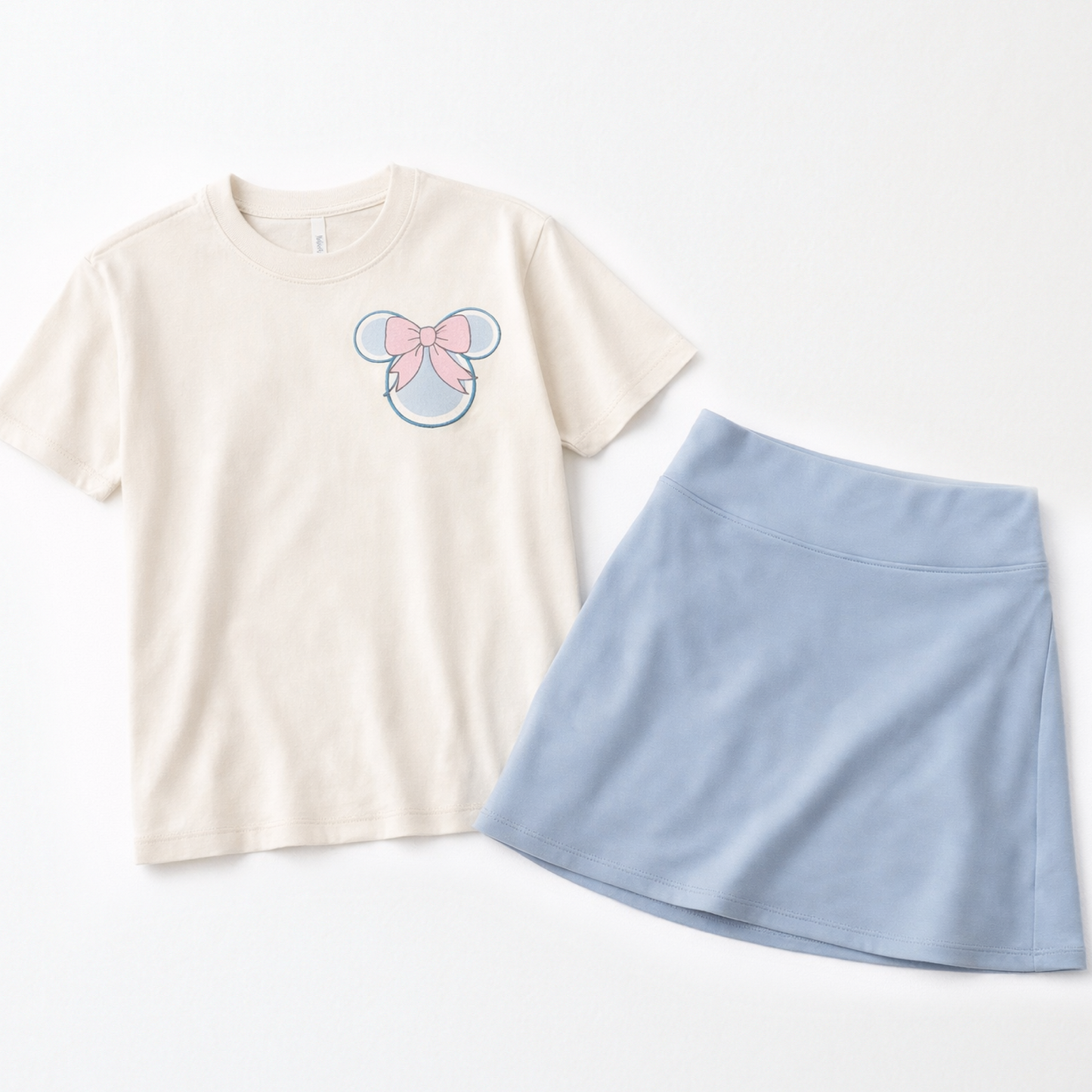 Adult Castle Daydreams Essential Graphic Tee