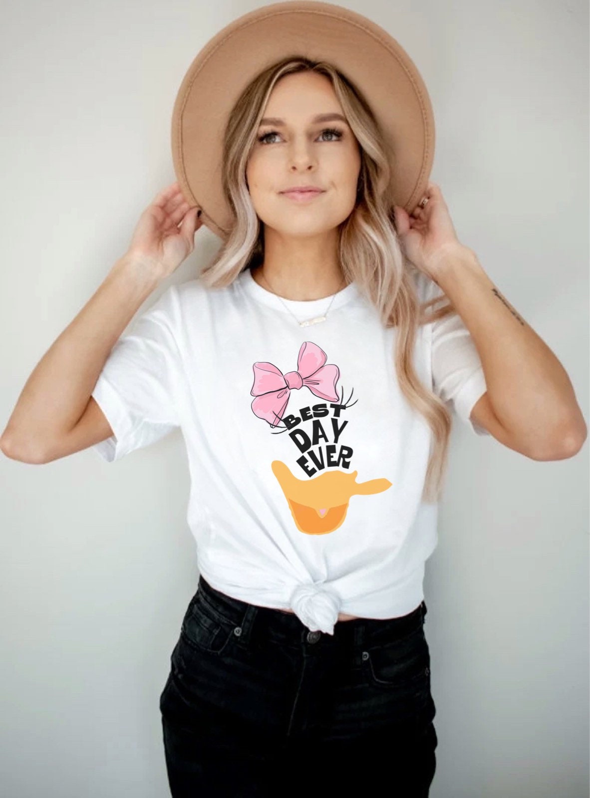 Donald Duck Tee, Women’s Disney tee, Daisy Duck Tee, Magic Kingdom Disney Tee, Adult Disney Tee , Disney Vacation Family Trip Tees