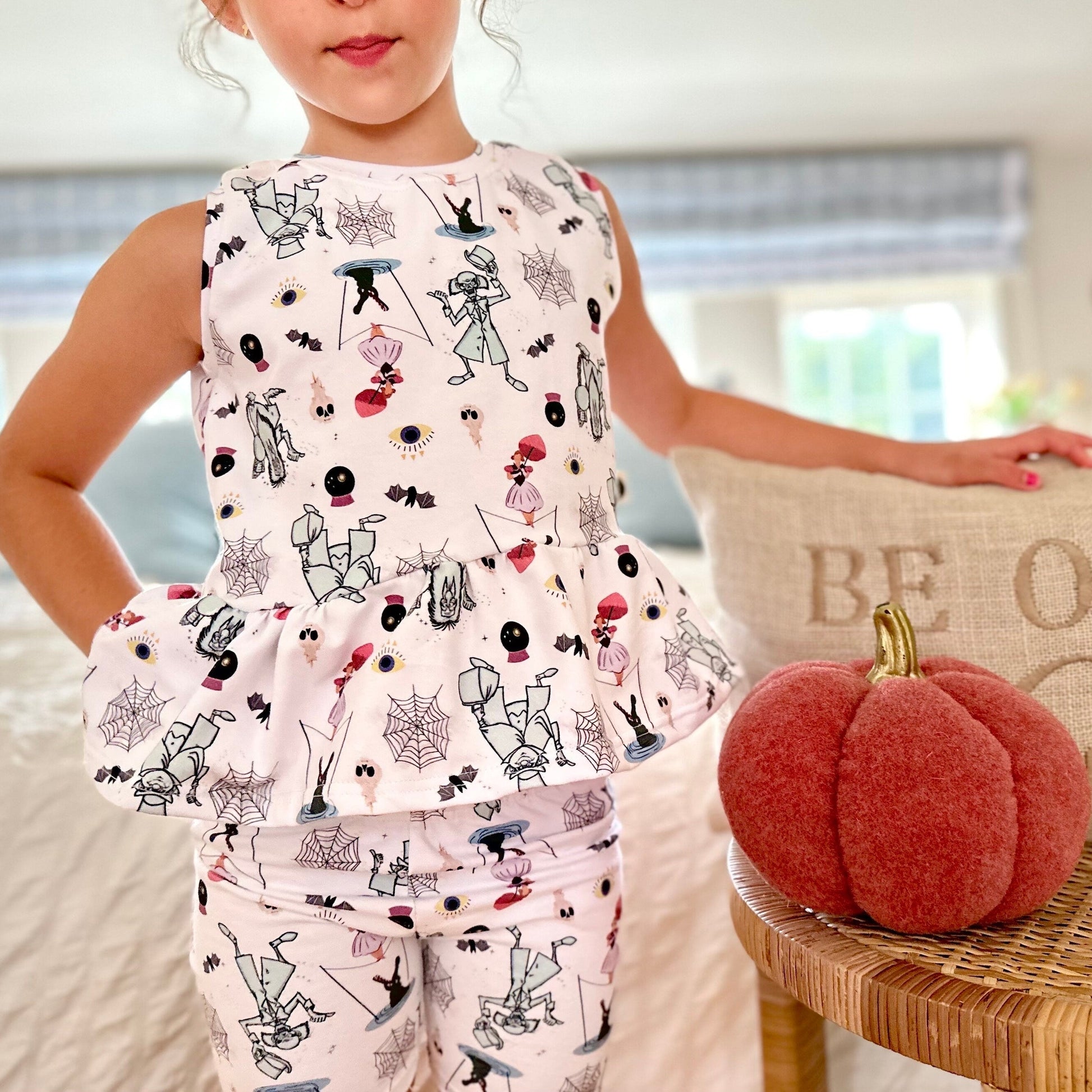 Girls Halloween Haunted Mansion Tank Set, Halloween Mickey Outfit, Disney Vacation Tee for Kids, Disney Trip T-shirt, Girls Disney Shirt