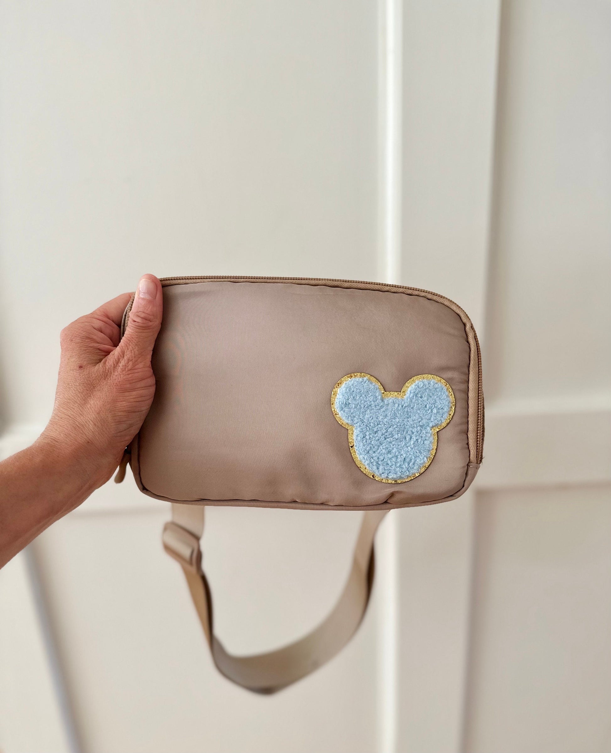 Disney Fanny Pack with Minnie bow Patch, Disney Belt Bag, Crossbody Park Bag, Travel Bag, Chenille Patches