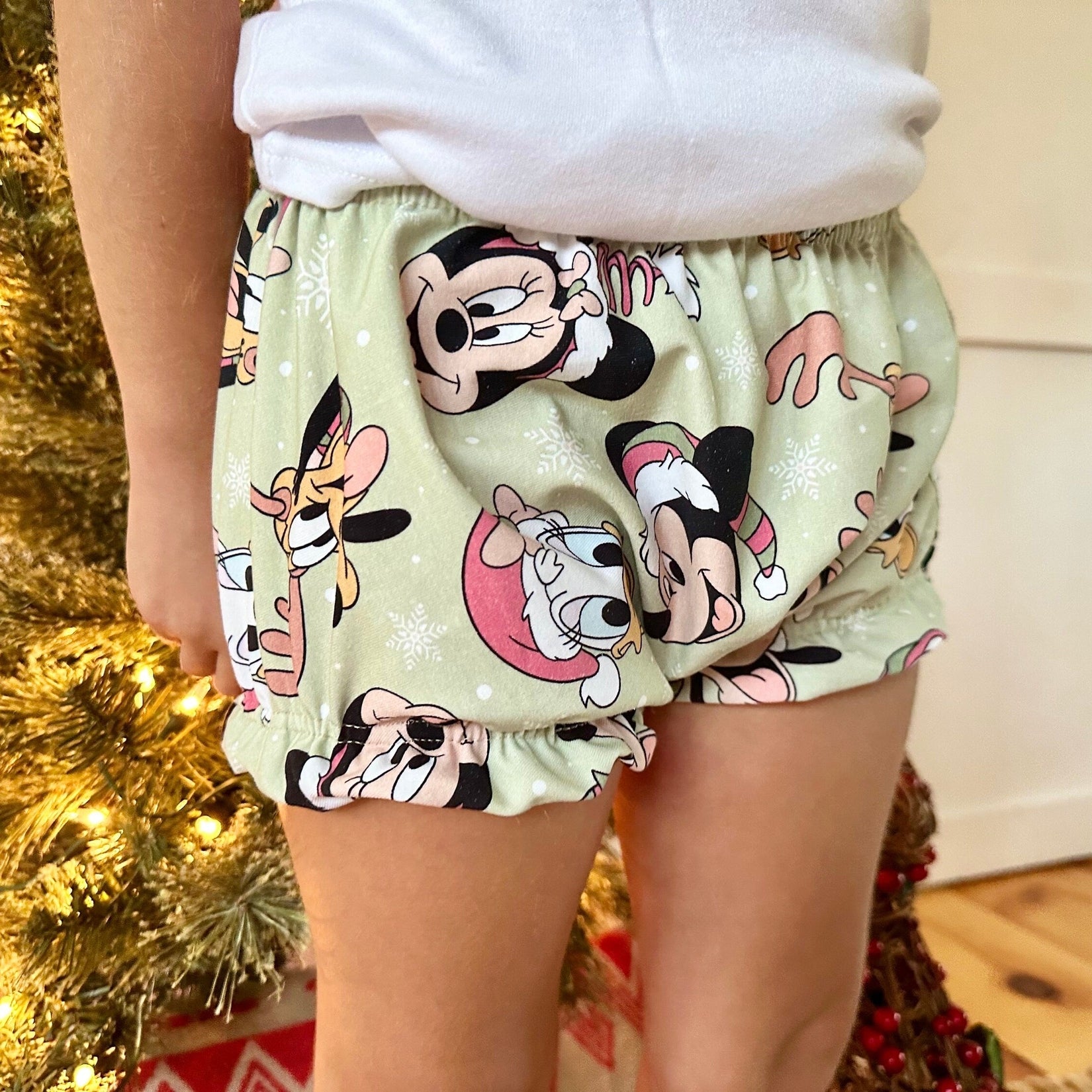 Disney Kids Christmas Set, Very Merry Christmas Outfit, Mickey Christmas Set,Disney Vacation Outfit, Kids Disney Outfit,Magic Kingdom Outfit