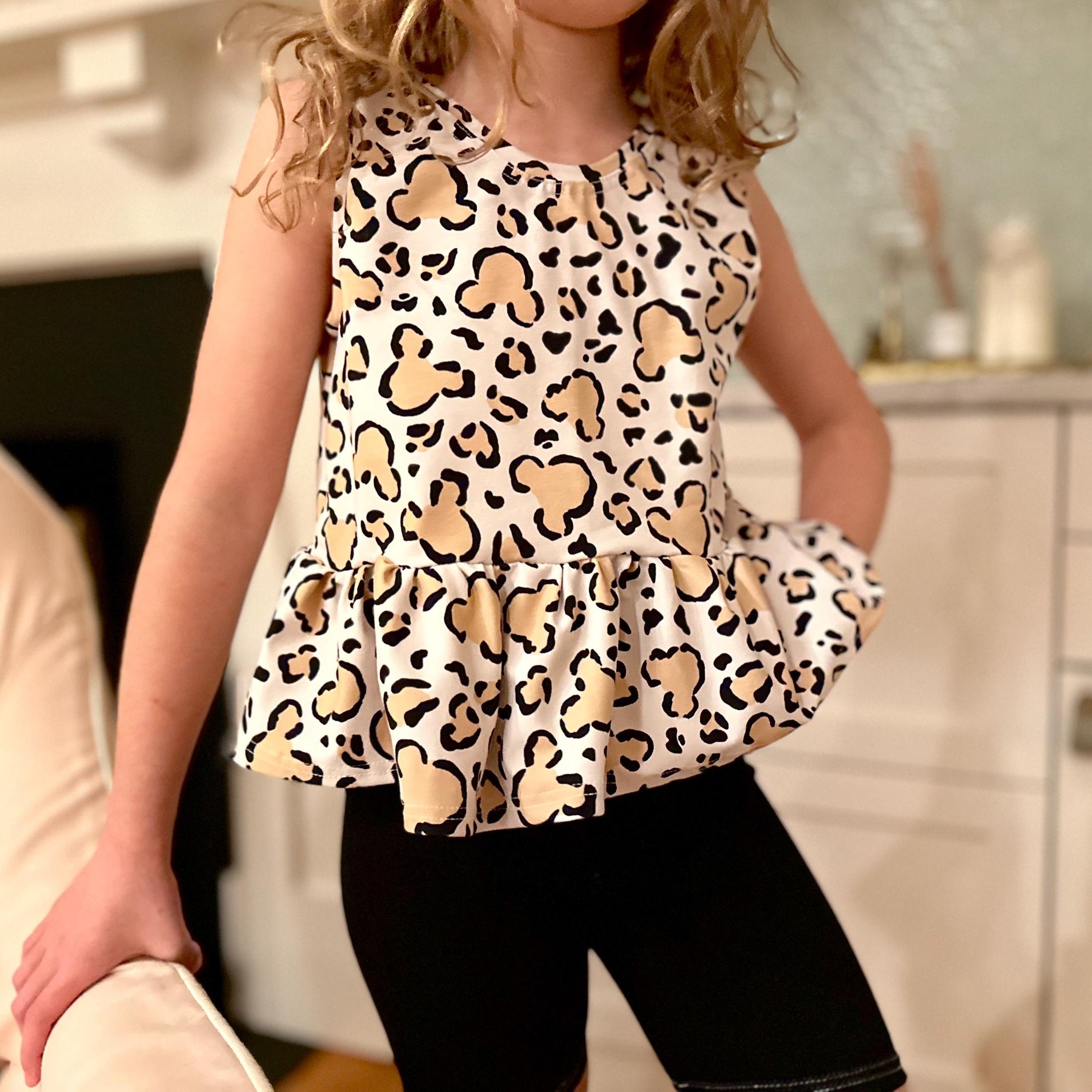 Cheetah Tank, Girls Animal Kingdom Tank, Vacation Tee for Kids, Disney Trip T-shirt, Girls Disney Shirt, Lion King Tank Top, Girls Crop Tank