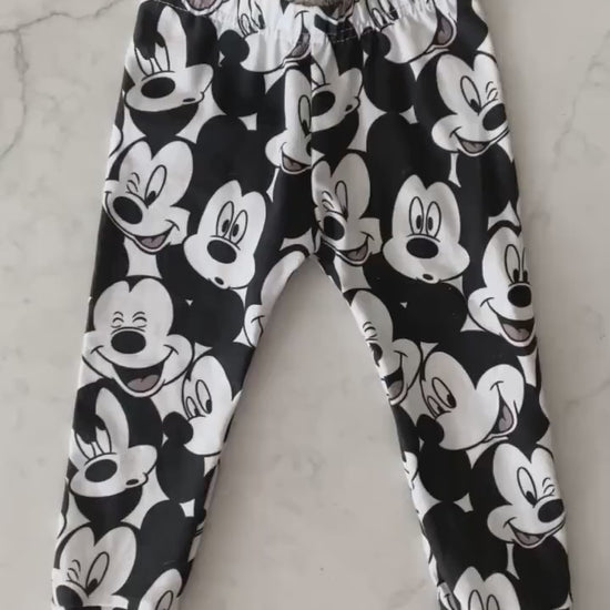 Christmas Disney Leggings for Kids Baby Toddler , Disney pants, Mickey Mouse Pants, Disney Leggings, Girls Mickey Christmas Pants