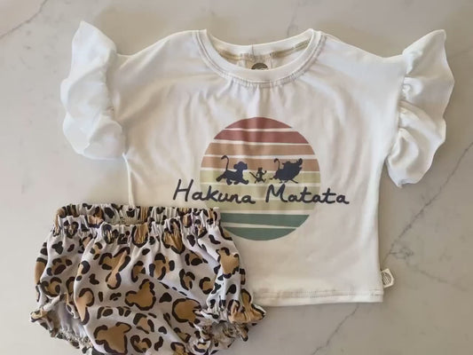 Girls Lion King Set, Hakuna Matata Tee, Disney Set Shorts Tee,Disney Vacation Tee, kids Disney Outfit,Animal Kingdom Set,Girls Disney Outfit